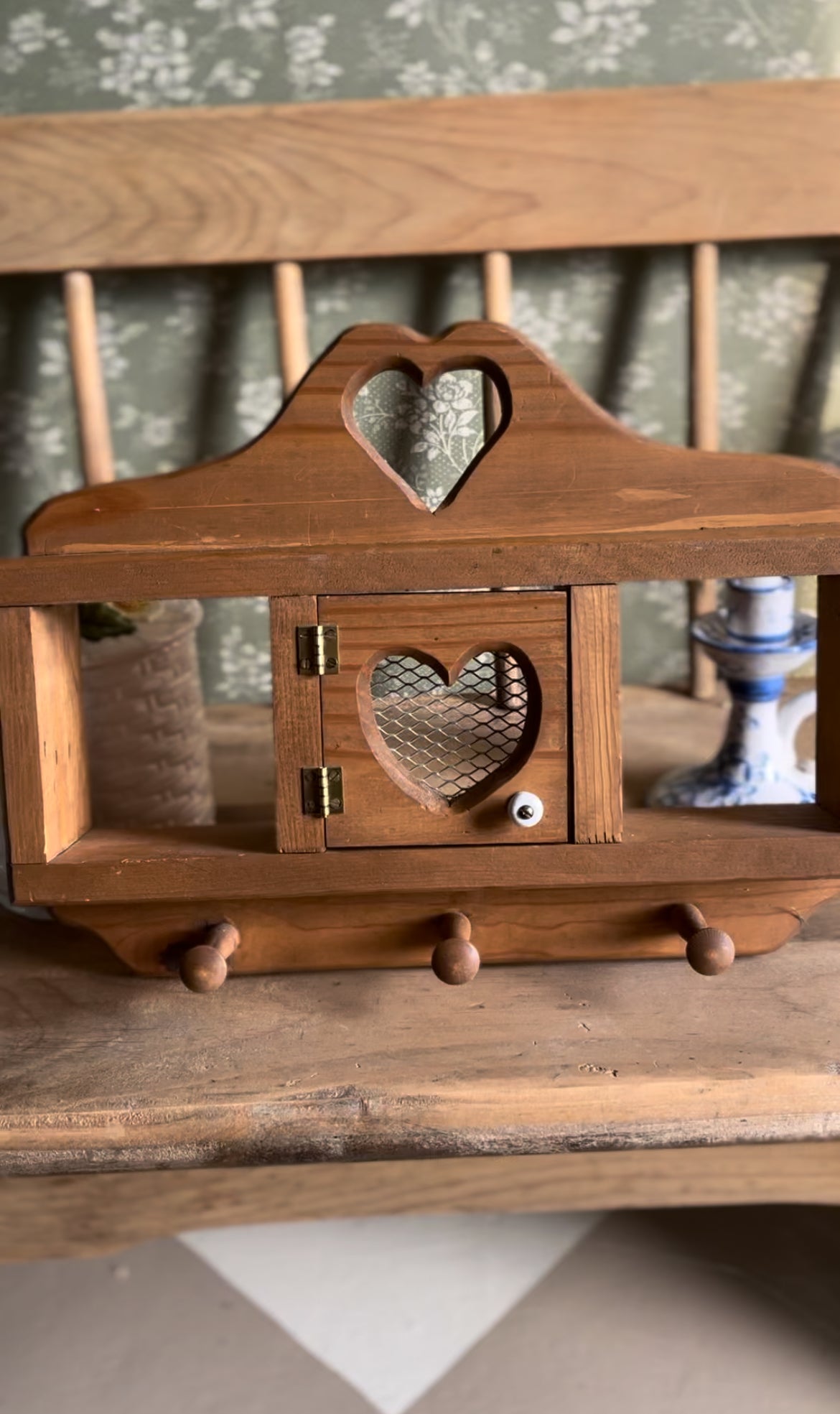 Vintage Wooden Heart Shelf/Peg Rack