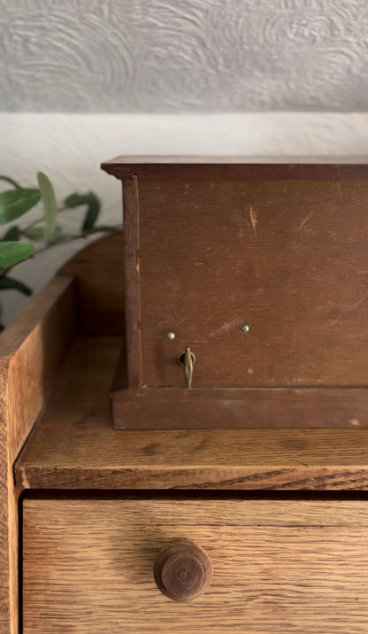 Vintage Wooden Jewelry Music Box with Felt Lining