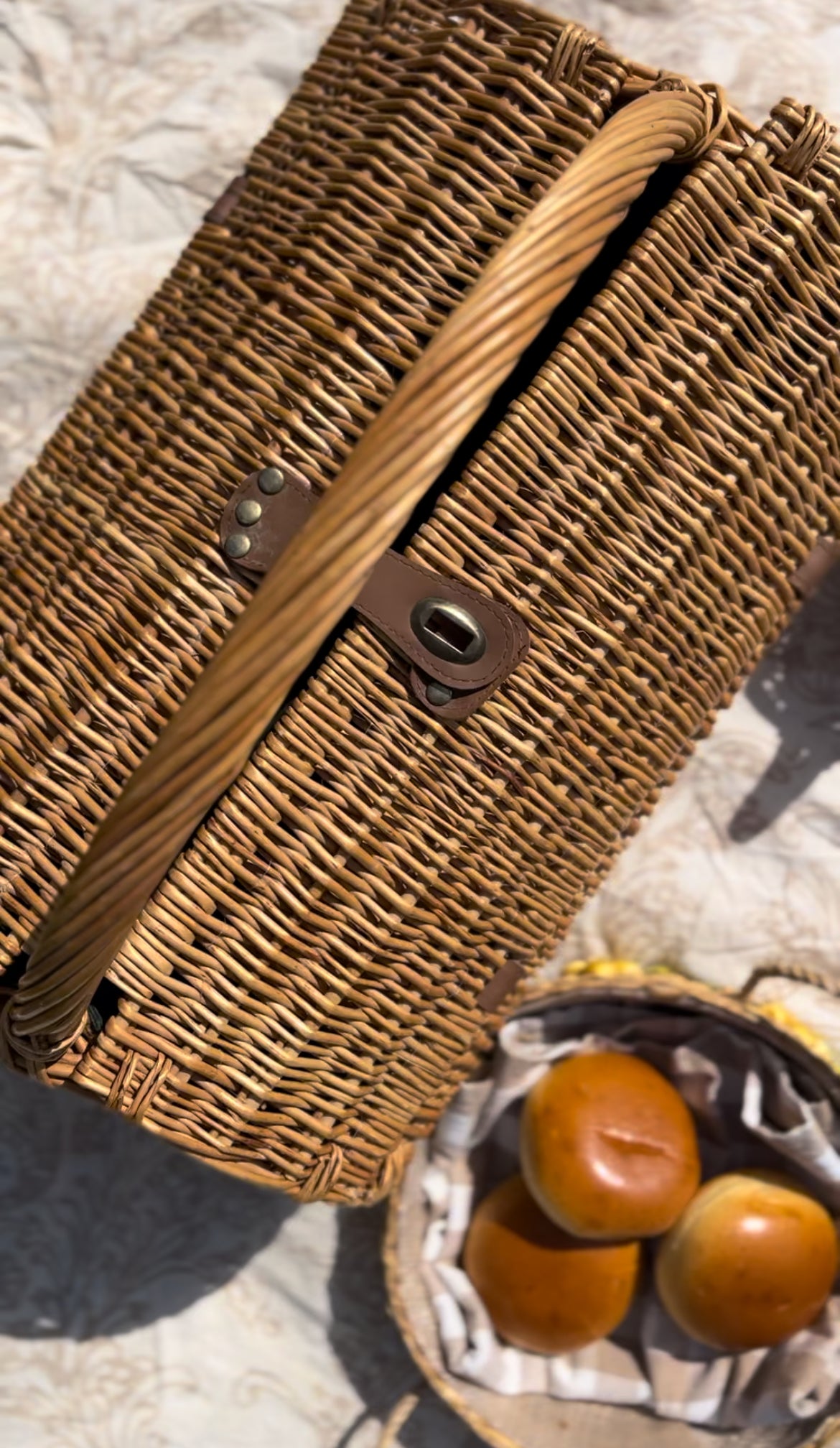 Vintage Barrel Wicker Picnic Basket