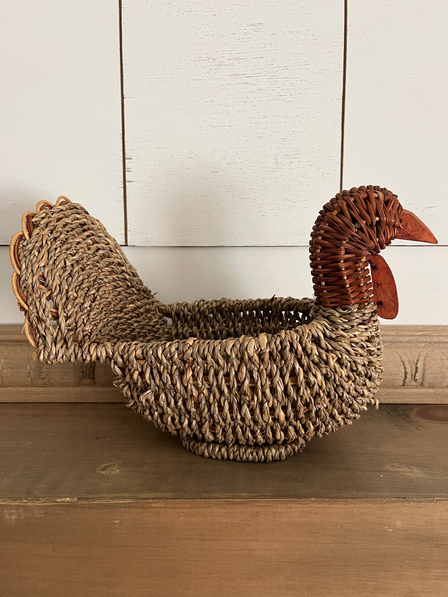 Two Toned Wicker Turkey Basket