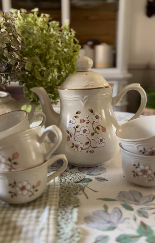 Pink Floral Stoneware Teapot and Set of 6 Teacups