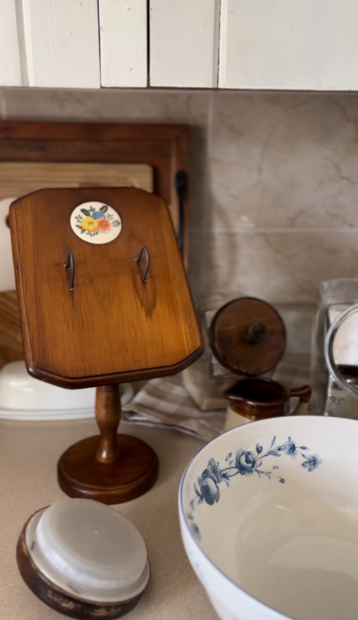 Vintage Wooden Standing Recipe Card Holder