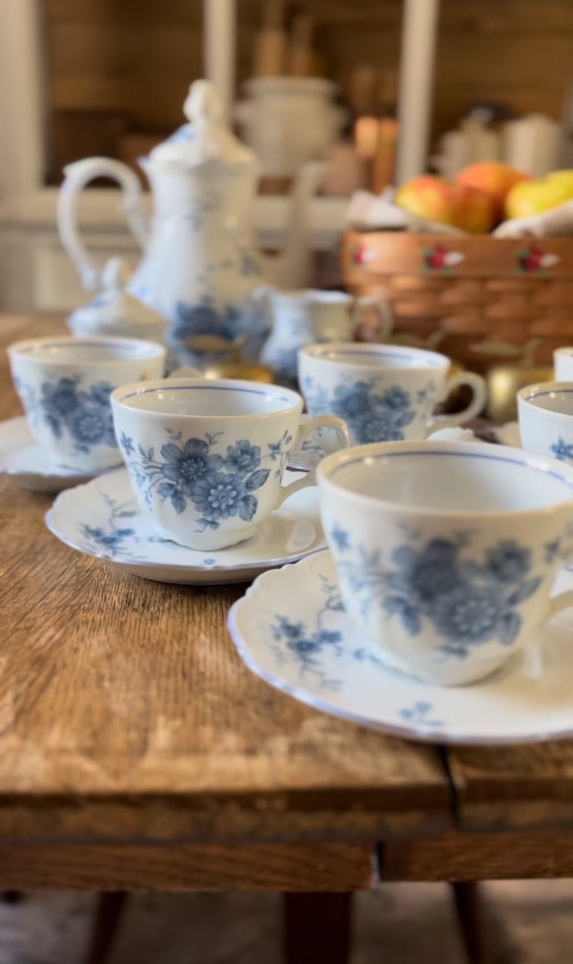 Set of 6 Blue and White Mitterteich Bavarian Teacups and Saucers