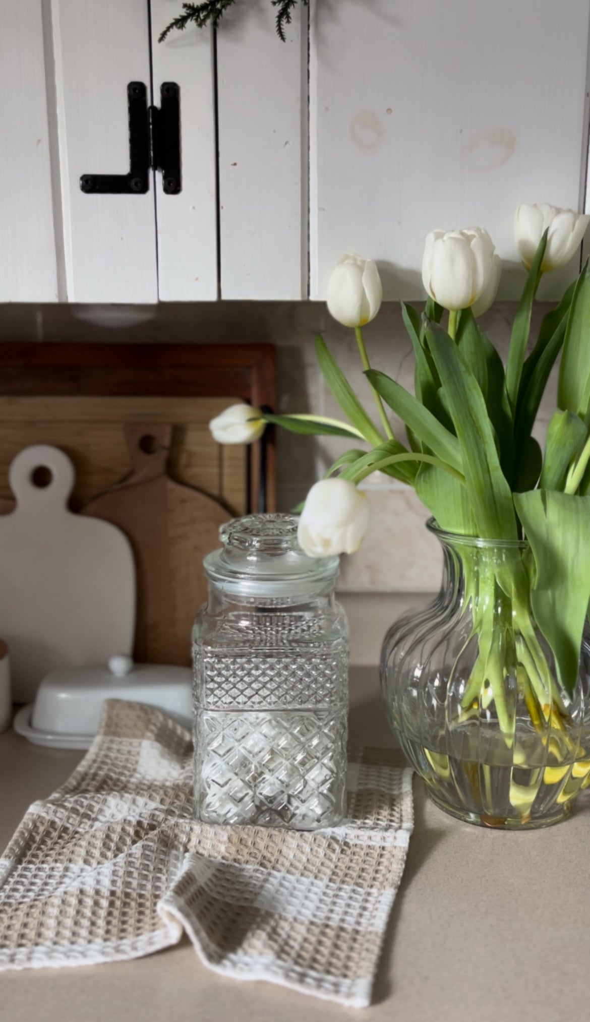 Wexford Glass Jar (1 left)