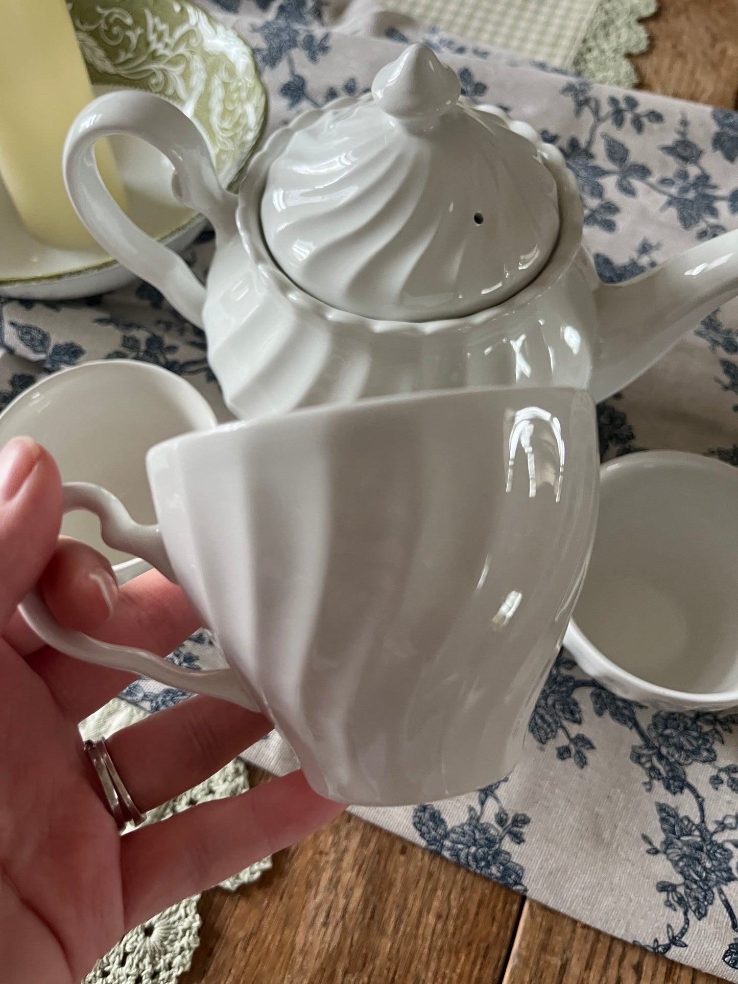 English Ironstone White Ribbed Tea Set