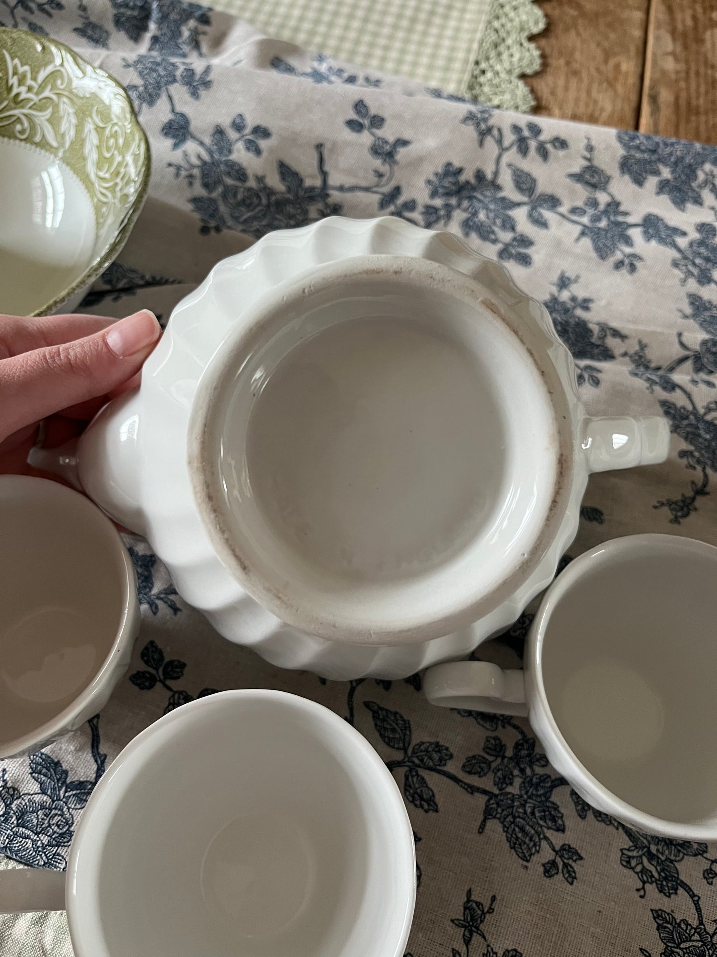 English Ironstone White Ribbed Tea Set